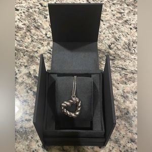 🚨FREE SHIPPING- Gorgeous David Yurman Necklace! PRICE DROP!!! ✨✨